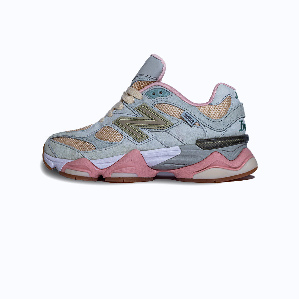 New Balance 9060 Women’s Shoes