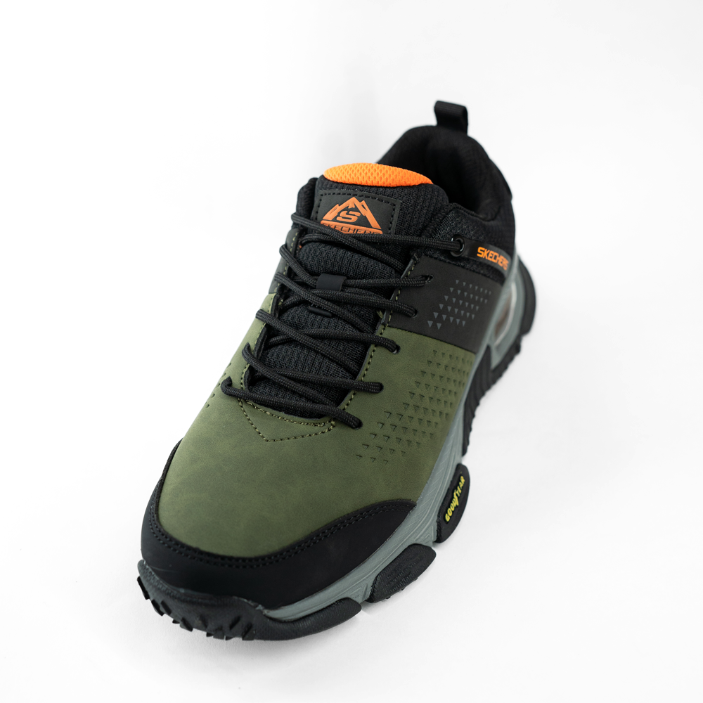 Skechers Men Solid Goodyear Sole Lace-Up Shoes